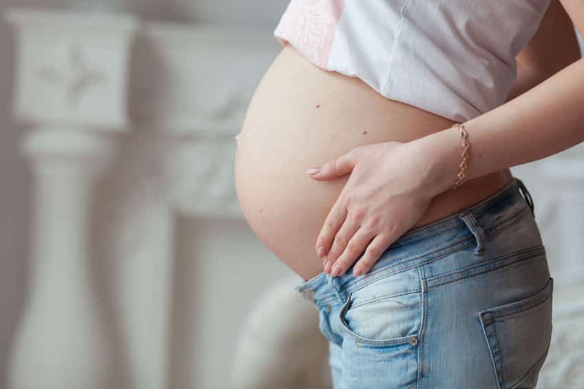 أعراض الشهر التاسع من الحمل تغير جسم الأم في الشهر التاسع من الحمل