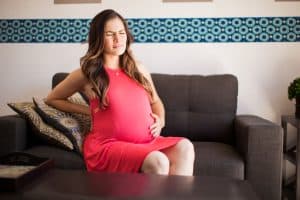 قرحة المعدة أثناء الحمل أعراض قرحة المعدة أثناء الحمل