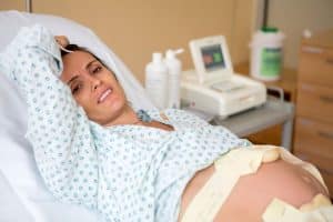 مضاعفات الولادة مضاعفات الولادة القيصرية
