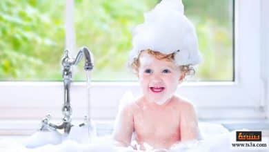 Photo of دليل الأم في استحمام الطفل أثناء مراحل عمر الطفل المختلفة