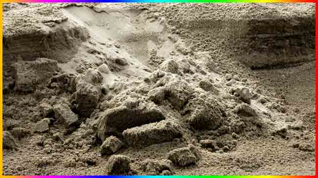 تجربة صناعة الرمال المتحركة