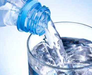 كيف تشرب كمية كافية من الماء