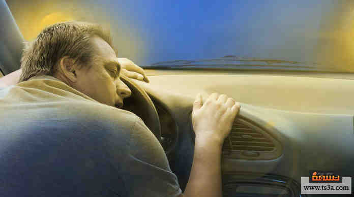 النوم أثناء السفر والقيادة