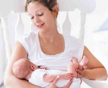 فوائد الرضاعة الطبيعية