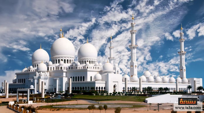 صلاة التراويح مسجد الشيخ زايد – الإمارات