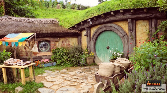 كيف حققت سلسلة سيد الخواتم The Lord Of The Rings شهرتها تسعة