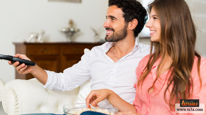 مشاهدة التلفزيون مع الزوجة لماذا يعتبر مشاهدة التلفزيون مع الزوجة شيئا جيدا؟
