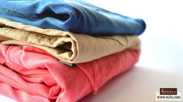 أخطاء غسل الملابس أنت تخلط في الملابس عند الغسيل بين الملون وبين نوع القماش
